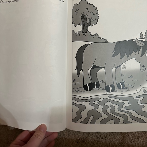 The horse who lost her herd- a story about getting along with others! New! - Picture 5 of 9